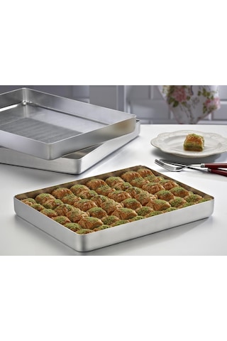 Alüminyum Baklava ve Börek Tepsisi 25X35X3 CM. 600 Gr Gümüş