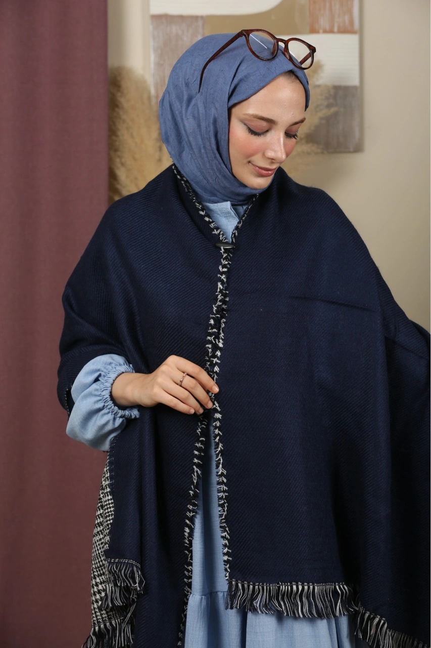 Çift Taraflı Ekose Kışlık Omuz Şalı Lacivert