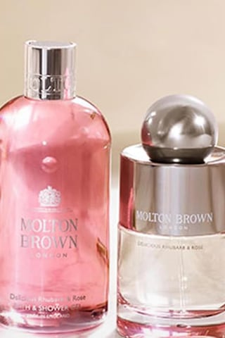 Molton Brown Lezzetli Ravent & Gül Mum 190 G, Lüks & Uzun Süre Kalıcı Açık Pembe