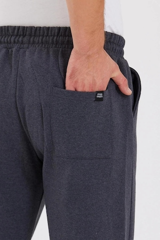 Mmetalic Siyah Arka Cepli Etiket Detaylı Düz Paça Erkek Içi Pamuklu Eşofman Altı 001 Antrasit