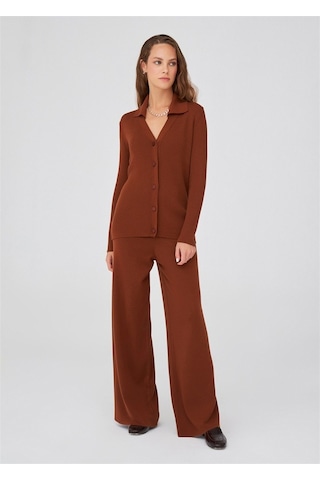 Peraluna Polo V Yaka Ribana Örgü Fit Kesim Kadın Triko Bluz Kahve