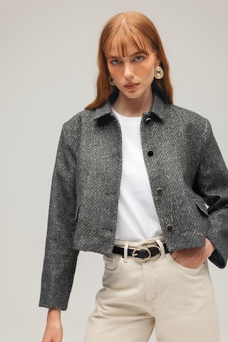 Sââde Kadın Modern Fit Uzun Kollu Düğmeli Dokuma Ceket Antrasit