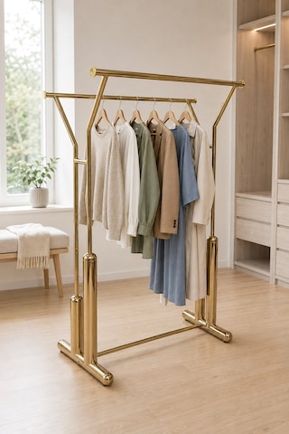Elbise Askı Stand Gold Renk Kaplama Çift Yönlü Butik Orta Standı Ve Askısı V Model Altın
