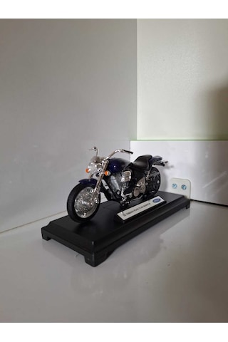 Yamaha Road Star Warrıor 1/18 Ölçek Motorsiklet