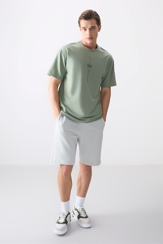 Air Jones Tommy Life Açık Yeşil Pamuklu Kalın Yumuşak Dokulu Oversize Fit Baskılı Erkek T-shirt - 88373 CAMEL