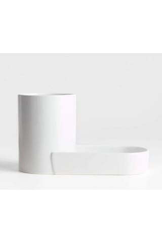 Crate & Barrel Chet Beyaz Seramik Lavabo Rafı, Minimalist Ve Modern Tasarım Aynalar Ve Banyo Aksesuarları Çok Renkli