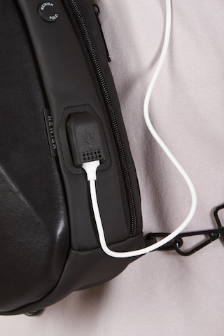 Newish Polo Erkek Usb Çıkışlı Çapraz Askılı Omuz Ve Bel Çantası New246 - Siyah