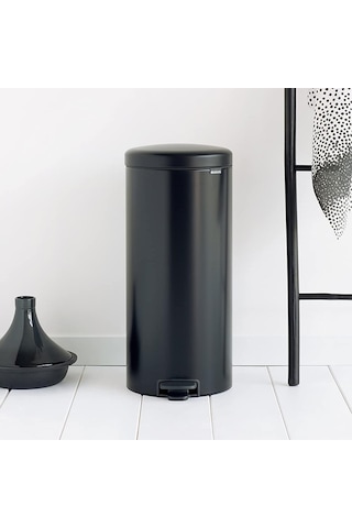 Brabantia Çöp Kutusu 30 Litre Newicon Pedallı Mat Siyah 114540 Siyah