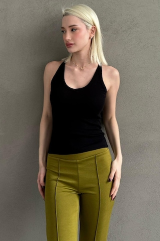 Madmext Siyah Basic Vücuda Oturan Kolsuz Kadın Atlet Mg2639 Siyah