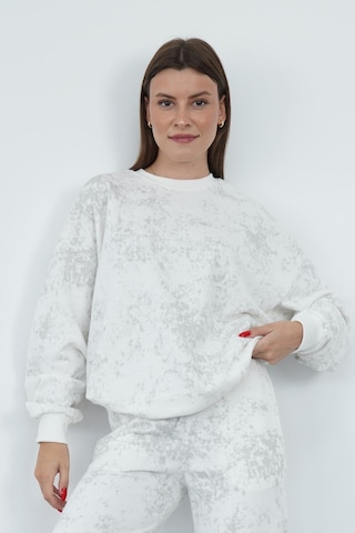 Penyebizden Valeria Kadın 3 İplik Şardonsuz Pamuk Oversize Bisiklet Yaka Sweatshirt-ekru-gri Baskılı