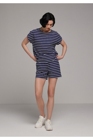 Colin's Colins Regular Fit Orta Bel Çizgili Kadın Lacivert Şort Cl1078836 Q1.v1 Nav
