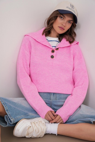 6900 Kadın Düğmeli Devrik Yaka Triko Kazak Pembe Pembe