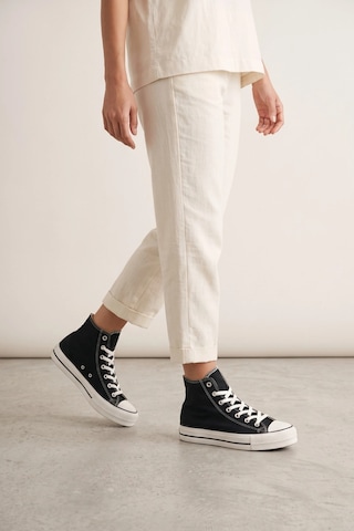 In Step Lena Siyah Kanvas Bağcıklı Bilekli Kadın Converse