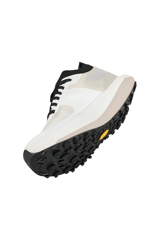 Arc'teryx Sylan Pro Kadın Dağ Koşu Ayakkabısı, Hafif, Nefes Alabilir, Hız Için Tasarlandı, Vibram Ve Infuse Teknolojili Bej
