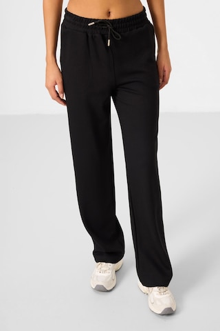 Siyah Yumuşak Dokulu Kapüşonlu Oversize Kadın Eşofman Tunik Takım - 95348 Siyah