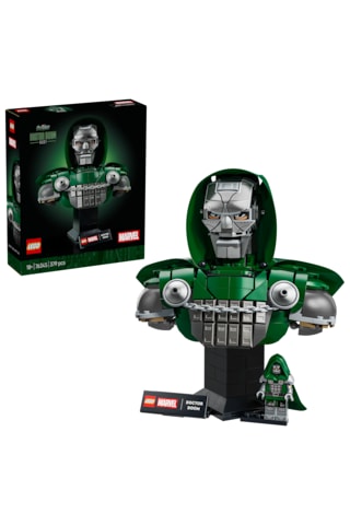LEGO® ǀ Marvel Doktor Doom Büstü 76345 - Yetişkinler için Minifigür İçeren Dekoratif Model Yapım Seti (379 Parça)