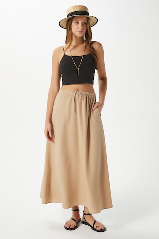 Kadın Trend Modal Serin Kumaş Bej Bel Lastikli Cepli Rahat Kalıp Uzun Etek