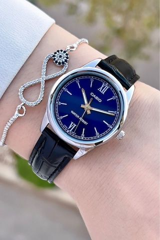 Casio Csıste151 Kadın Kol Saati