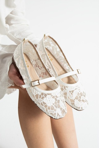 Dabab Shoes Merına Kadın Beyaz Düz Babet Dantel Dokuma Çiçek Desenli Tokalı Düz Ayakkabı