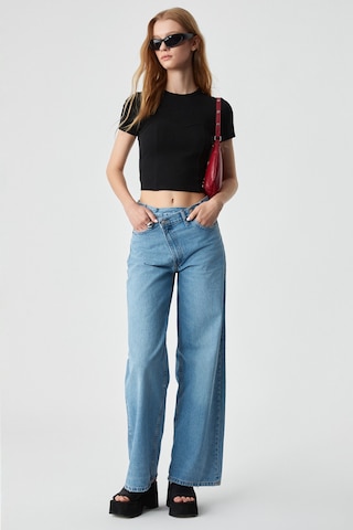 CERAEN  Kadın Slim Kısa Kol Bisiklet Yaka Siyah T-Shirt