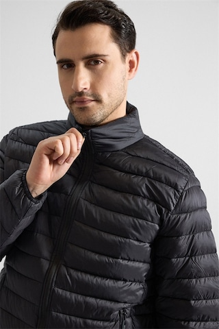 Süvari Siyah Slim Cepsiz Mont Mn2008700508-s09 Siyah