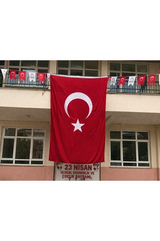 50x75 Cm Alpaka Kumaş Türk Bayrağı Dikişli Kenar, Balkon Ve Dış Mekan Kullanıma Uygun Tek Ebat
