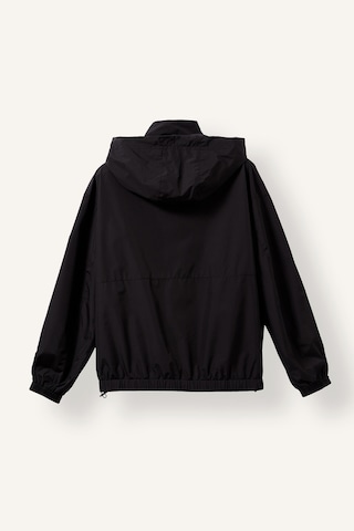 Defacto Rüzgar Geçirmez Regular Fit Reglan Kollu Kapüşonlu Yağmurluk C4949ax26aubk81 Siyah-bk81