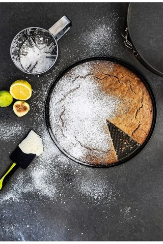 Paslanmaz Metal Un Ve Şeker Eleği- Pratik Un Eleği- Paslanmaz Un Eleği 12 Cm Çok Renkli