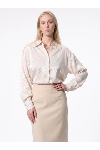 Pera Moda Jakarlı Oversize Uzun Şık Kadın Gömlek Bej Pera Moda Jakarlı Oversize Uzun Şık Kadın Gömlek Bej
