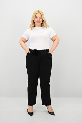 Kadın Büyük Beden Gül Kemer Detaylı Yüksek Bel Pantolon 6327-25 Siyah