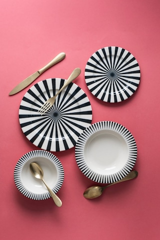 Tabak Evi Porselen Nera Yemek Takımı 6 Kişilik 24 Parça Bns24ykprs1107 Siyah - Beyaz