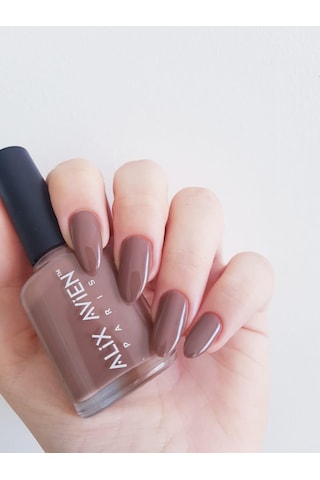 Alix Avien Nude Kahve Oje 90 Yüksek Pigmentli Uzun Süreli Kalıcılık Hızlı Kuruma Nail Lacquer 90
