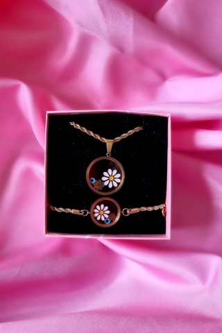 Kadın Çelik Papatya Modelli Kolye Bileklik Set