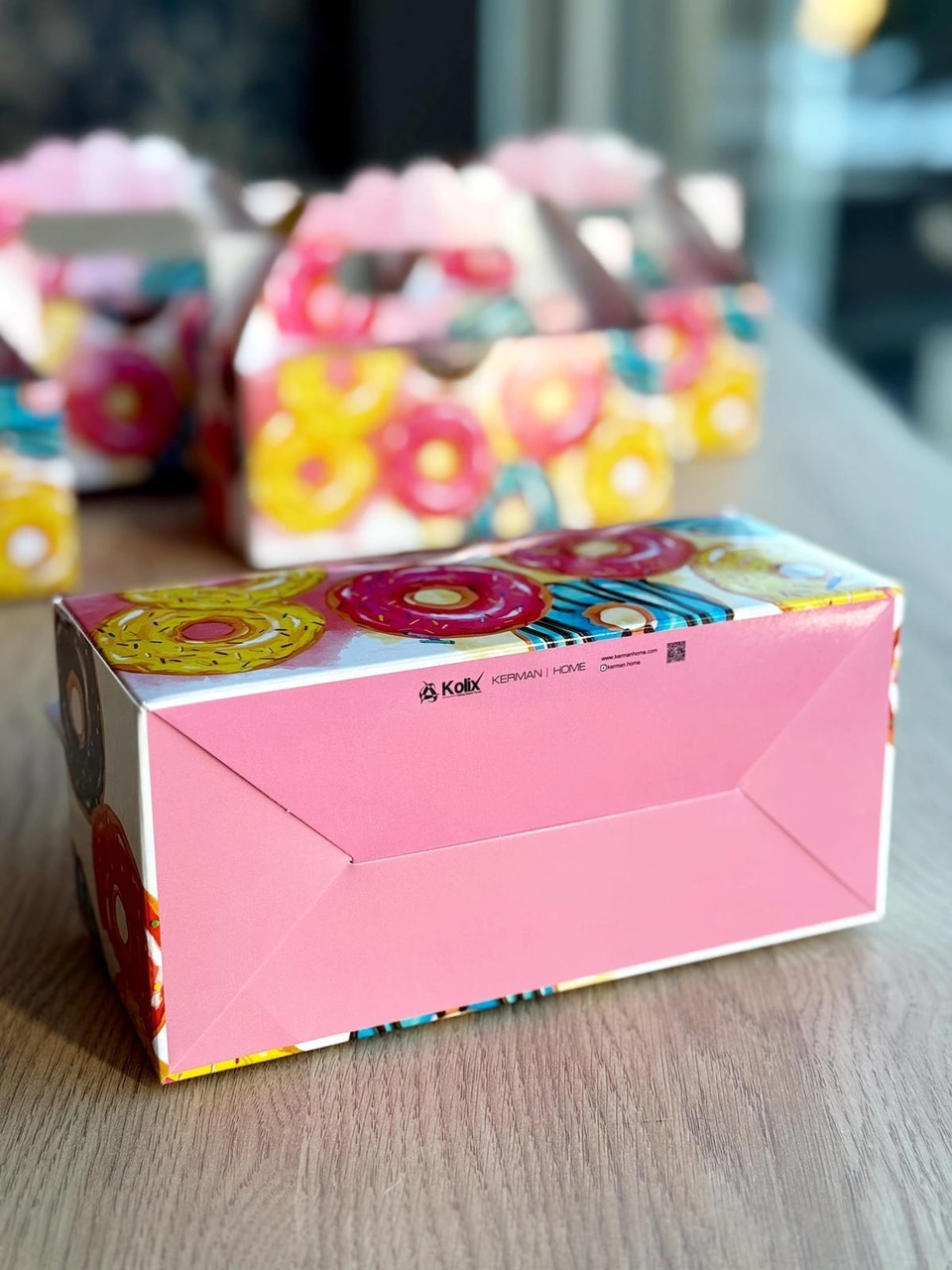 Macaron Kutusu 25 'li El Tutmalı Çanta Doğum Günü Hediye Kutusu Pasta Kutusu