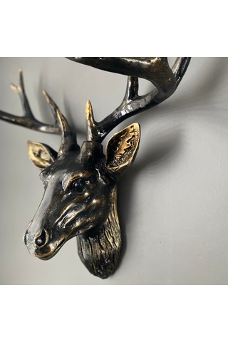 Siyah Büyük Duvar Geyik