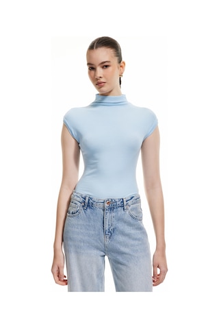 Koton Viskon Dik Yaka Kolsuz Slim Fit Body Mavi 5sak50375ek Mavi