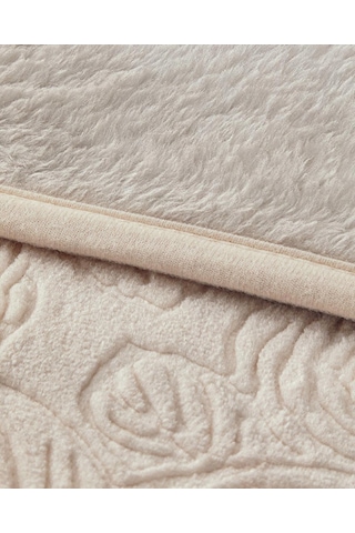 English Home Shabby Rose Emboss Çift Kişilik Battanä Ye 200 X 220 Krem