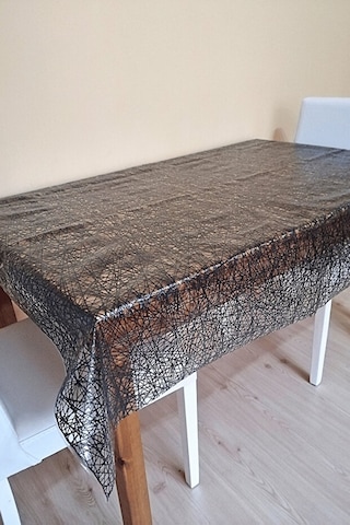 Dantel Görünümlü Üstü Şeffaf Kaplı Muşamba Masa Örtüsü -siyah Renk-farklı Ölçülerde-hlksyh Siyah