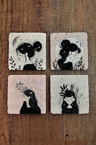 Doğal Taş Bardak Altlığı Yıldızlı Kadınlar Temalı 10x10cm - Stone Coasters Çok Renkli