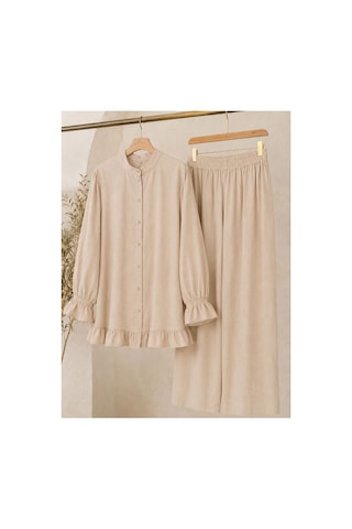 Hira Life Fashion Kadın Çilek Kumaş Dik Yaka Düğmeli Fırfır Detaylı Tesettür Tunik Pantolon İkili Takım Bej Bej