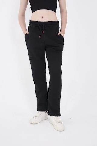 Ertaştrendstore Kadın 3 İplik Pamuklu Boru Paçası Cepli Eşofman Pantolon - Siyah Çok Renk