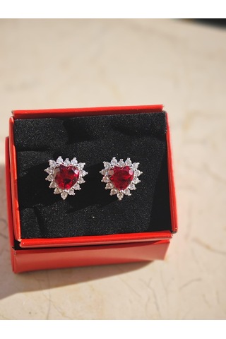 Silver Point Kırmızı Taşlı Kalpli Çivili Küpe Gümüş