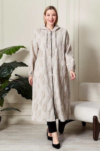 Kadın Büyük Beden Kapüşonlu Jakar Kap Siyah