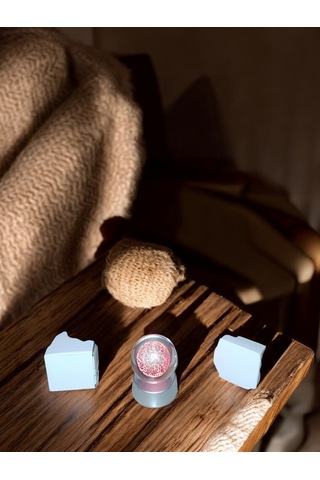 Turkuaz Renk Işıklı Küre Biblo