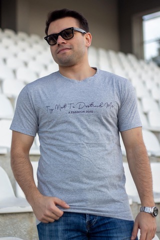 Erkek Gri El Yazısı İmza Baskı Normal Kesim Bisiklet Yaka Erkek T-shirt 22etsheyaz 001