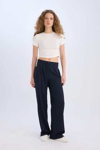 DeFacto Wide Leg Kumaş Palazzo Pantolon Normal Bel Geniş Bol Paça Cepli Standart Boy D4356AX25SPNV199