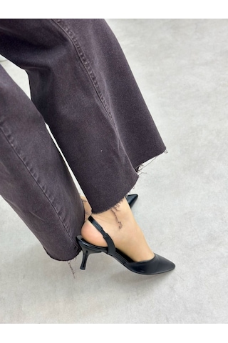 Ervanın Butiği Siyah Parlak Deri Jaren Lastik Detay Kadın Stiletto-6087 Siyahcilt