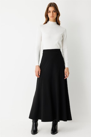 Verev Parça Detaylı Etek Siyah Siyah