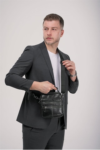 Ççs 31603 Hakiki Deri Askılı Çanta Siyah