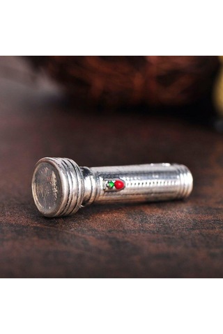 Blucome Klasik El Feneri Elektrikli Torch Şekli Broş Pin Antik Altın Renk Broş Şapka Yaka Aksesuarları Kadın Erkek Hediye Gümüş